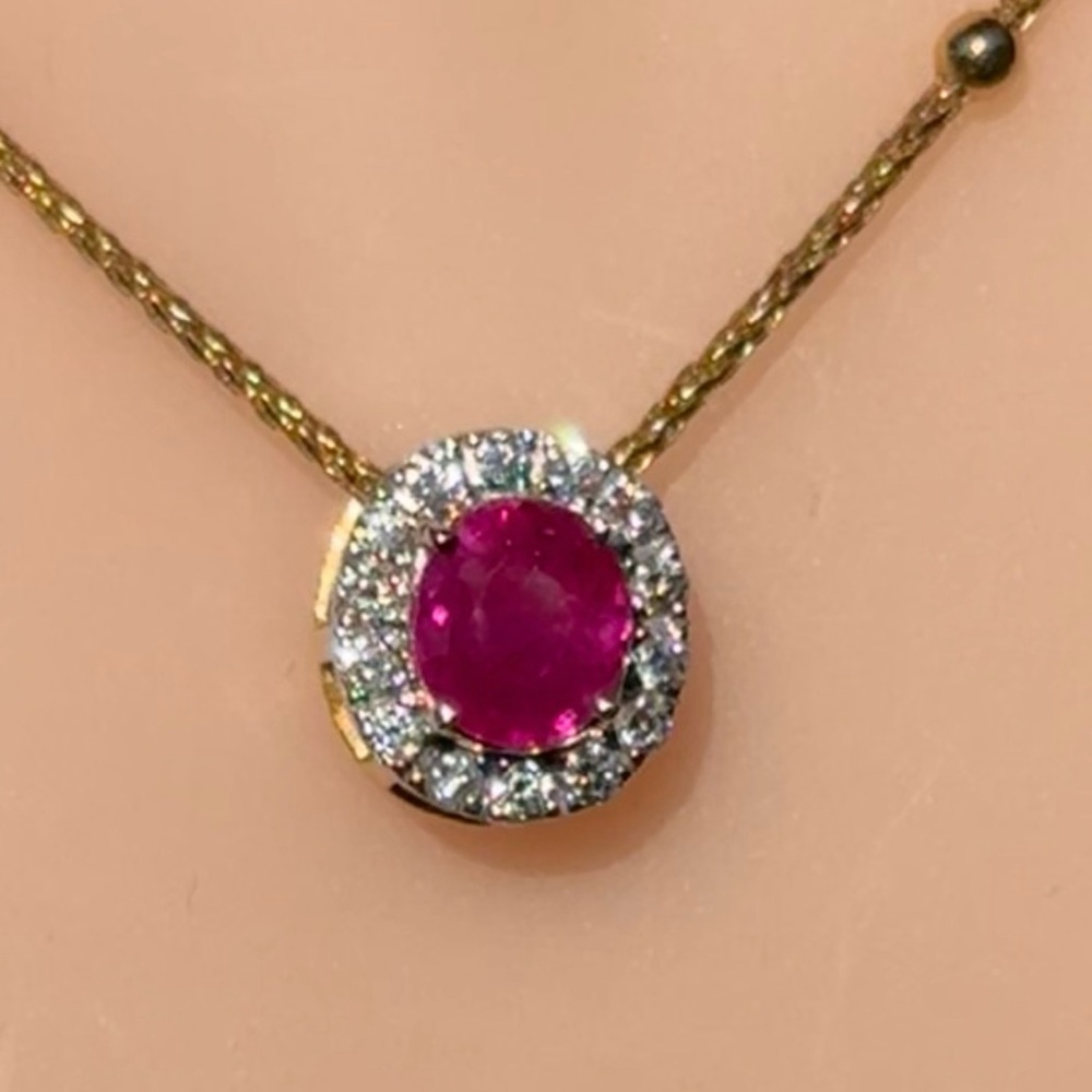 Natural Burmese Ruby and Diamond pendant in 18k solid gold with lab certificate